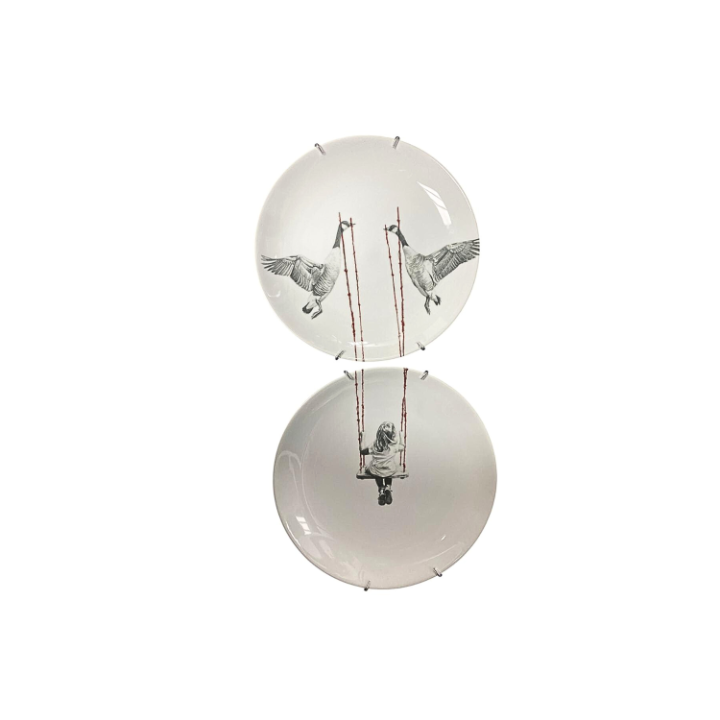 Conjunto De 2 Pratos Menina Balanço Gansos 871 SR12274